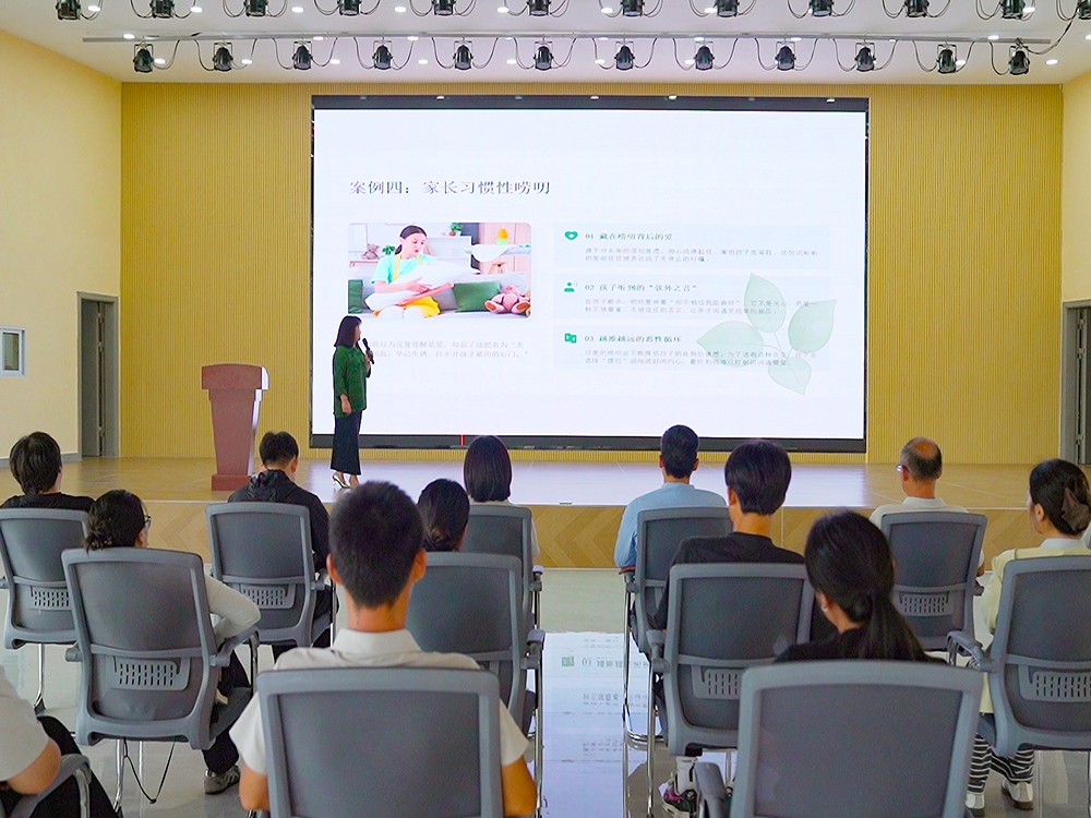 湖南郴州正规青少年叛逆教育学校怎么联系？本地寄宿培育机构避坑指南